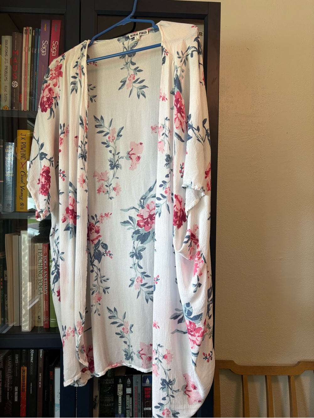 Moral FiberOpen Front Duster Kimono - White with Pink & Blue Flowers